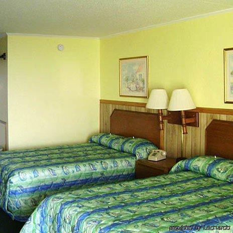 Sea Hawk Oceanfront Motel Myrtle Beach Bilik gambar